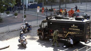 Integrante del escuadr&oacute;n de antibombas de la polic&iacute;a federal de Brasil.