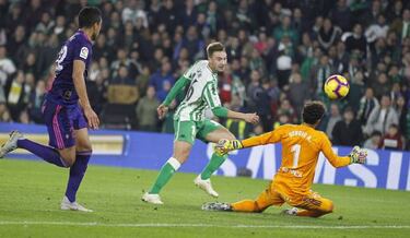 Setién asks if Messi can delay his return until after Sunday's game