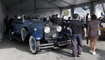 Tercera edici車n de la reuni車n y exhibici車n de autom車viles cl芍sicos en el circuito del Jarama