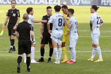 Terapia de choque: El Valencia crece pese a la derrota