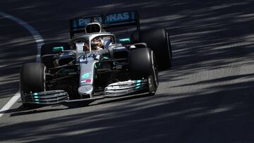 Lewis Hamilton con el Mercedes en Montreal.