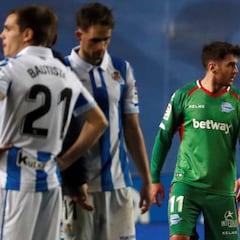 El Alavés acaba el año en Europa y deja tocada a la Real