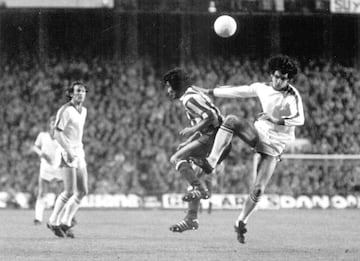 Atleti did everything they could to turn the tie around at the Calderón with 65,000 supporters behind them for the return leg on 15 March 1978. Domingo Benegas and Marcial put the hosts 2-0 in front but the atmosphere cooled when Julien Cools pulled one b