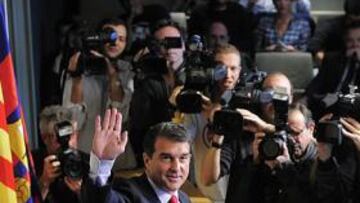 <b>DEFENSA. </b>Laporta ya se defendió en su día de las acusaciones en una rueda de Prensa.