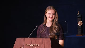 La Princesa Leonor durante la ceremonia de los Premios Princesa de Asturias 2025 celebrados en el Teatro Campoamor.