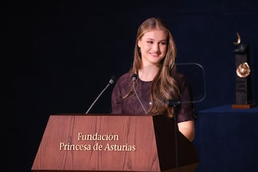 La Princesa Leonor durante la ceremonia de los Premios Princesa de Asturias 2025 celebrados en el Teatro Campoamor.