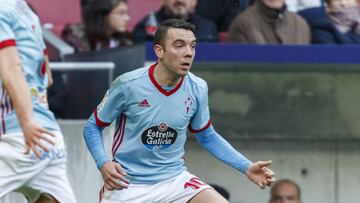 Iago Aspas controla el bal&oacute;n durante el partido contra el Atl&eacute;tico.
 
 
 
 
 
 