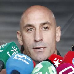 Rubiales: "Estoy muy orgulloso del arbitraje español"