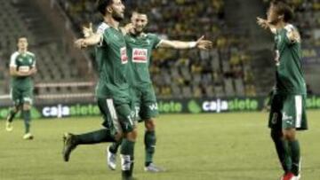 Bastón hizo el 0-2 para el Eibar.