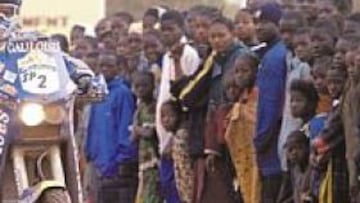 <b>EL RIVAL A BATIR. </b>El francés Ciryl Despres es el líder de la clasificación de motos con un tiempo de 16:06 de ventaja sobre Marc Coma y 21:06 sobre Isidre Esteve, que es cuarto.