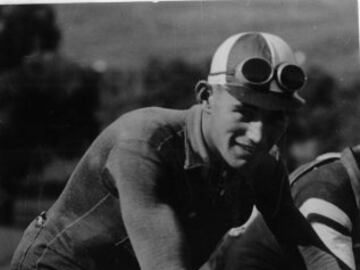Gustave Deloor ganó las dos primera ediciones de la Vuelta a España, en  1935 y 1936.

