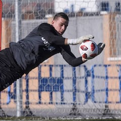 El Huesca pide al Madrid la cesión de Andriy Lunin