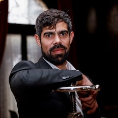 Gregorio Contreras, director de Lhardy: “El cocido no es un plato, es mesa grande, familia, domingo y abuelos”