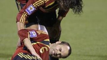 Fernando Torres e Iniesta, entre algodones para Bosnia