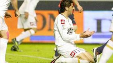 <b>OTRA VEZ DE RODILLAS. </b>El Deportivo volvió a ser inferior a su rival, esta vez Osasuna, y ya suma la escalofriante cifra de once partidos sin conocer la victoria.