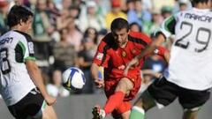 El Racing perdona y Webó le hace pagar sus errores