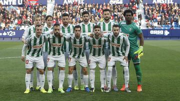 El once inicial del C&oacute;rdoba en el partido contra el Levante. 