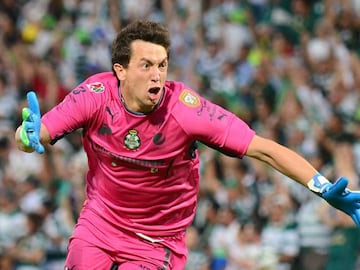 Agustín Marchesín como portero de Santos Laguna en el 2015