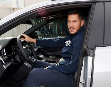 El volante colombiano recibió un nuevo auto de una de las marcas patrocinadoras de Real Madrid. El jugador avanza en su recuperación.