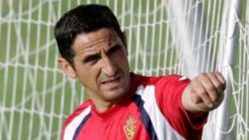 Manolo Jiménez en un entrenamiento del Zaragaoza.