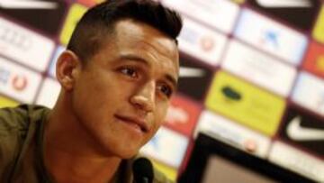 Alexis S&aacute;nchez sali&oacute; ileso de un accidente el pasado mi&eacute;rcoles