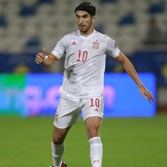 Carlos Soler sobre su futuro: "Este es el club que quiero, pero el fútbol es muy cambiante"