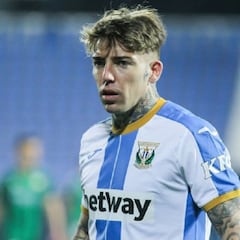 El Málaga espera fichar a Brandon si rescinde con Osasuna
