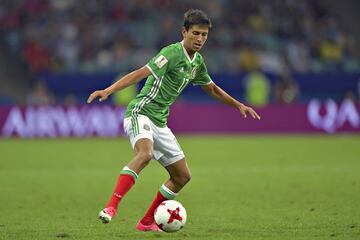 World Soccer: 18 mexicanos entre los mejores 500 futbolistas