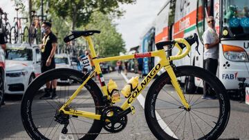 Imagen de la bicicleta Colnago con la que Tadej Pogacar rodó en la última etapa del Tour de Francia 2020.