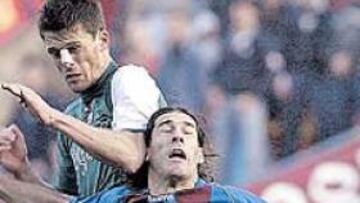 <b>EN ASCENSO.</b> Reggi cuajó un buen partido y colaboró en la victoria local.