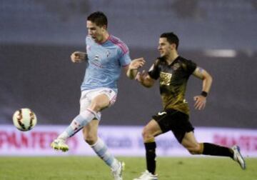 Andreu Fontás ES perseguido por Ferrán Corominas.