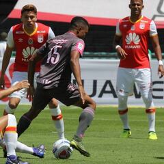 Santa Fe cae con Tigres y cede liderato a Junior
