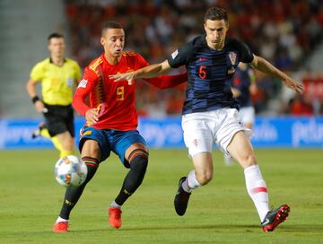 Matej Mitrovic y Rodrigo Moreno.