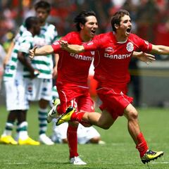 Toluca domina a Santos Laguna en las series por el título