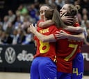 Otra goleada de España para lograr su billete a la final four