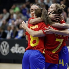 Otra goleada de España para lograr su billete a la final four
