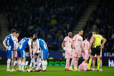 El Espanyol se remanga para “quitarse la mierda de la cabeza”