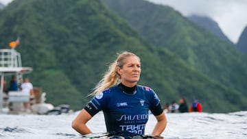 TEAHUPOʻO, TAHITI, FRENCH POLYNESIA - AUGUST 11: Eight-time WSL Champion Stephanie Gilmore of Australia prior to surfing in Heat 3 of the Opening Round at the SHISEIDO Tahiti Pro on August 11, 2023 at Teahupoʻo, Tahiti, French Polynesia. (Photo by Beatriz Ryder/World Surf League)