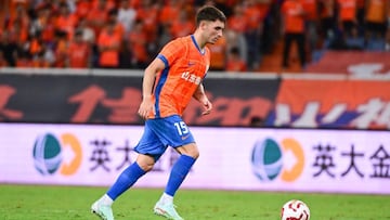 Lluís López, con el Shandong Taishan de la Superliga de China.