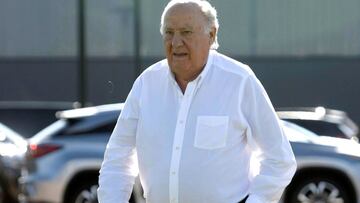 GRAF6631. ARTEIXO (LA CORUÑA), 19/07/2019.- El empresario Amancio Ortega a su llegada a la trigésimo octava edición del Concurso de Saltos Internacional de Casas Novas. EFE/Cabalar