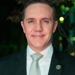 ¿Quién es Adrián Rubalcava, alcalde que solicitó licencia para buscar la candidatura del FAM por la Jefatura CDMX?