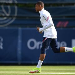 Mbappé called up for Sunday's game away to Reims
