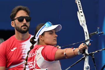 La pareja española se quedó fuera de las semifinales del tiro con arco por equipos mixto. India se impuso por 5-3, pero los nuestros se traen para casa un diploma olímpico. 