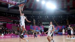 La España de Garuba (14+14) y Aldama (25+9) gana a Rusia y luchará por las medallas