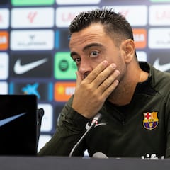 How will Barcelona head coach Xavi Hernández replace injured midfielder Gavi?