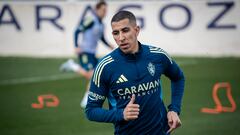 El Yamiq, única novedad en la convocatoria ante el Andorra