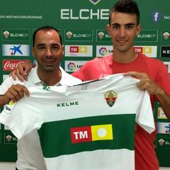 El Elche valora el regreso de Claudio Medina en enero