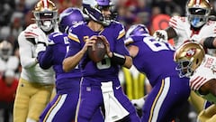 MINNEAPOLIS, MINNESOTA - OCTOBER 23: Kirk Cousins #8 of the Minnesota Vikings throws a first half pass against the San Francisco 49ers at U.S. Bank Stadium on October 23, 2023 in Minneapolis, Minnesota.   Stephen Maturen/Getty Images/AFP (Photo by Stephen Maturen / GETTY IMAGES NORTH AMERICA / Getty Images via AFP)