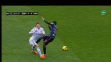 Bale, sustituido tras el descanso tras una entrada de Murillo