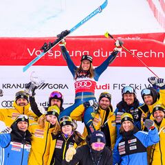 Sara Hector toma el liderato en Kranjska Gora